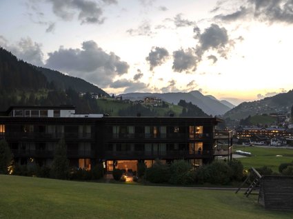 Saleghes Dolomites, your design hotel in Val Gardena Saleghes Dolomites, your design hotel in Val Gardena