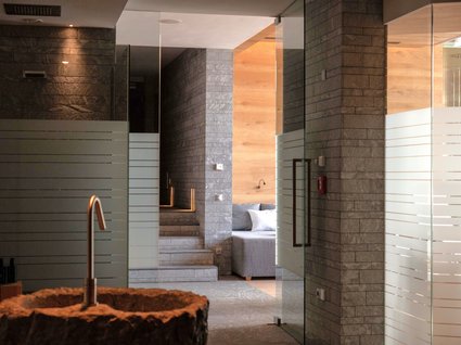 Saleghes Dolomites, your design hotel in Val Gardena Saleghes Dolomites, your design hotel in Val Gardena